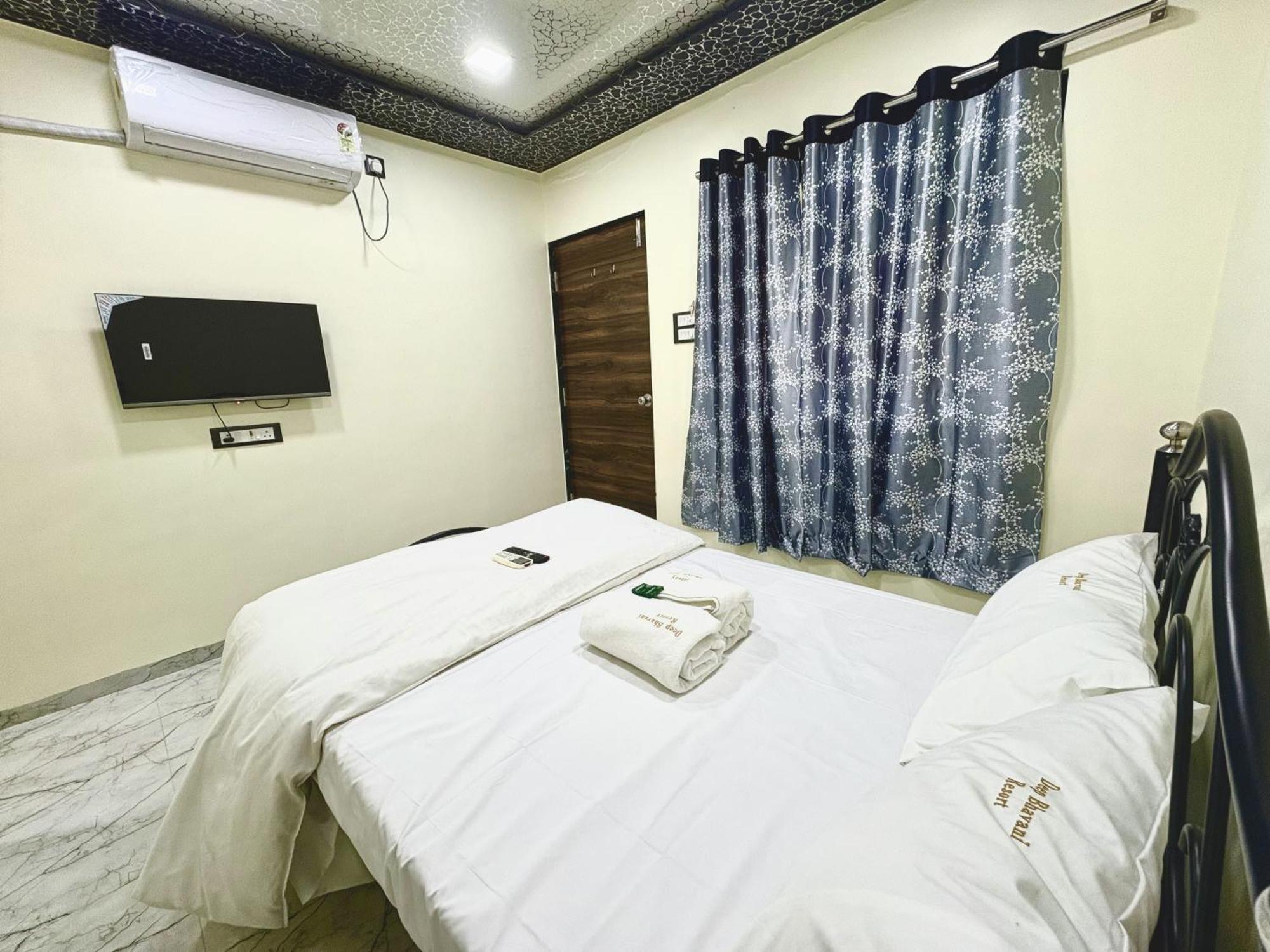 Deep Bhavani Resort Карджат Экстерьер фото